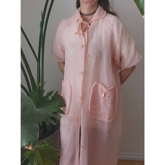 50s Vintage HouseCoat Duster Ruffle Floral Rhinestone Buttons Bow Robe - Picture 6 of 8